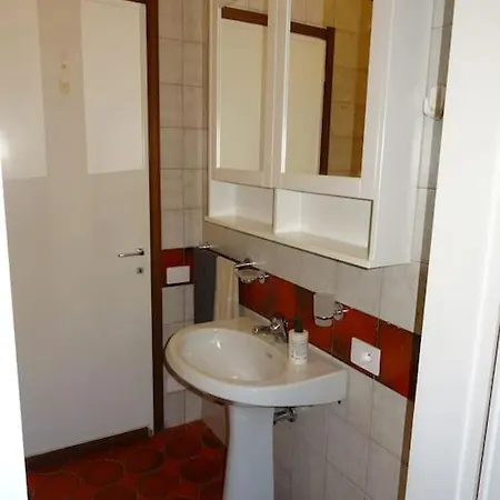 Ampio Monolocale Vicino Al Lungolago Di Apartment Lecco
