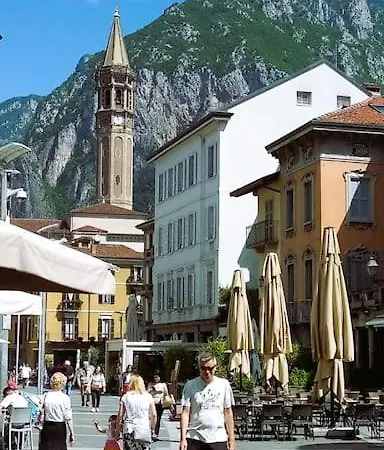 Ampio Monolocale Vicino Al Lungolago Di Apartmán