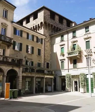 Apartmán Ampio Monolocale Vicino Al Lungolago Di
