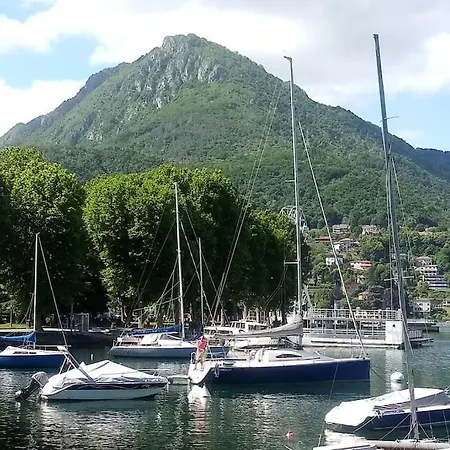 Ampio Monolocale Vicino Al Lungolago Di Apartmán